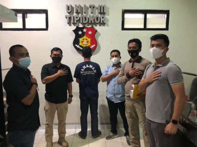 
					Sunat Dana Desa, Kades Way Melan (Non Aktif) resmi Ditahan Polres Lampung Utara