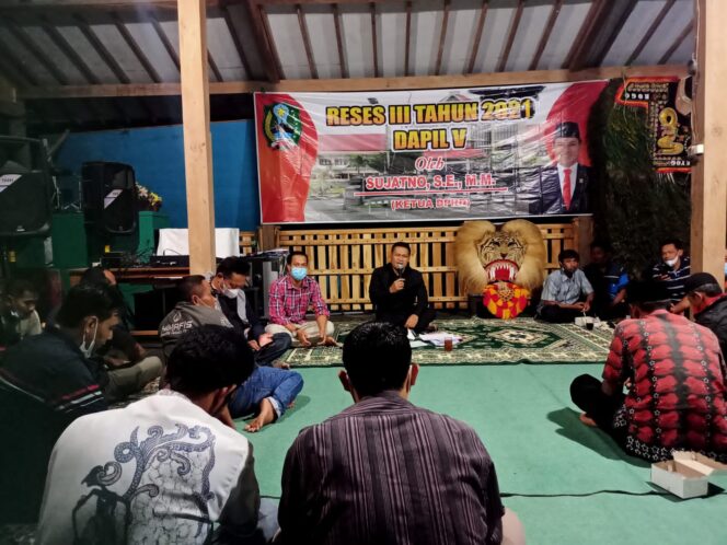 
					Reses lll Tahun 2021 Dapil V Oleh Sujatno, SE, MM