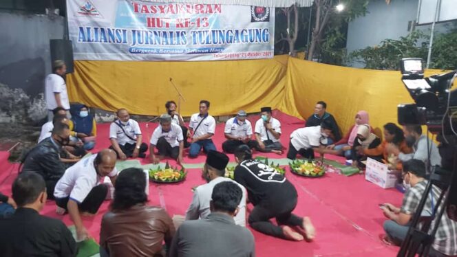 
					Anniversary Aliansi Jurnalis Tulungagung Ke 13, Santuni Anak Yatim