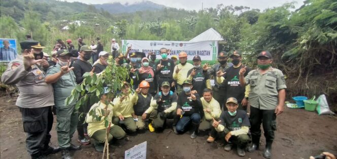 
					Peringati “PHMI” Pemkab Magetan Di isi Dengan Acara  Peresmian Program  Rehabilitasi Dan Penghijauan