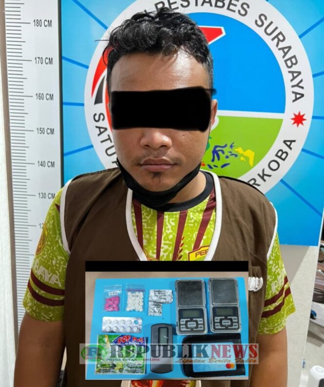
					Puluhan Barang Haram Diamankan Dari Kurir Jaringan Lapas Gresik
