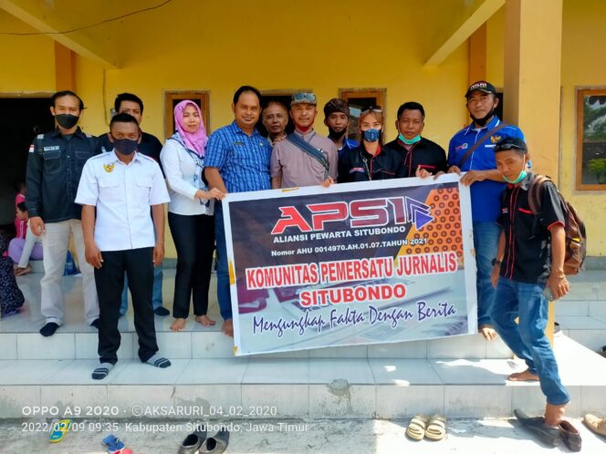 
					Peringati Hari Pers Nasional, Aliansi Pewarta Situbondo (APSI) Distribusikan Buku Beserta Alat Tulis