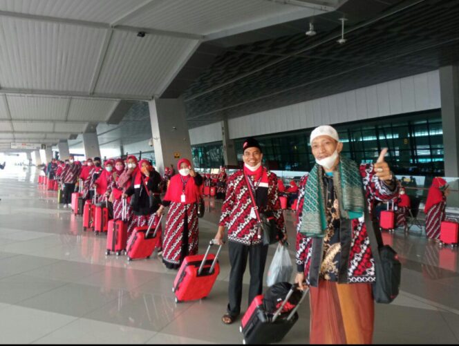 
					PT Panglima Expres MoU Bersama Batik dan Lion Air Berangkatkan Umroh di Mekkah