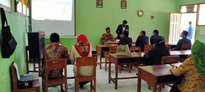 
					Pelaksanaan Ujian Tulis Untuk “Empat Formasi Jabatan, Pemdes Sundul Parang