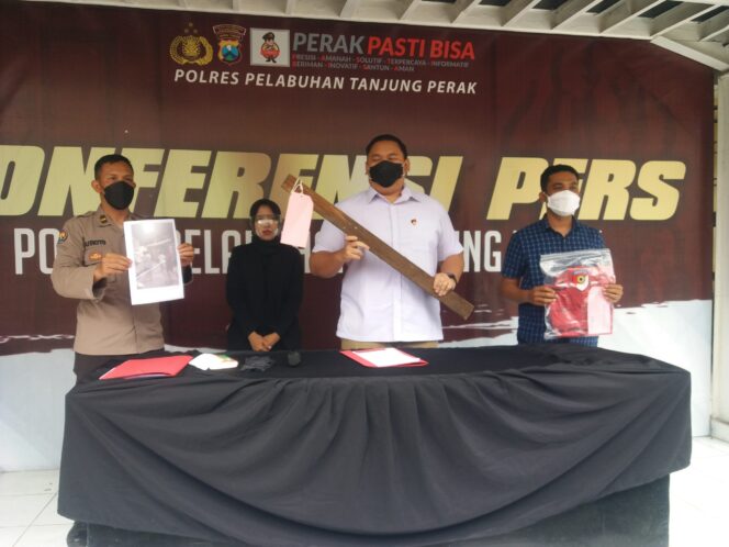 
					Ada Dua Orang Menjadi Korban Dalam Aksi Tawuran Di jalan Sencaki Surabaya