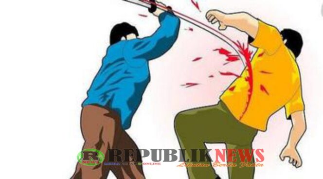 
					Pria Dibacok Hingga Taksadarkan Diri Dikebondalem Surabaya