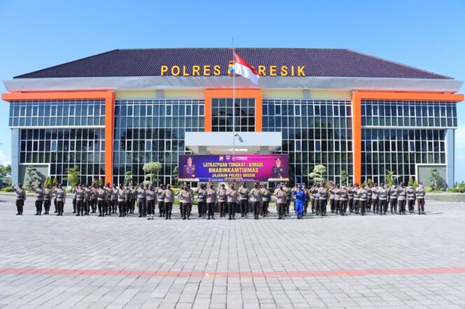 
					Inilah Cara Polres Gresik Dalam Meningkatkan  Kompetensi Bhabinkamtibmas