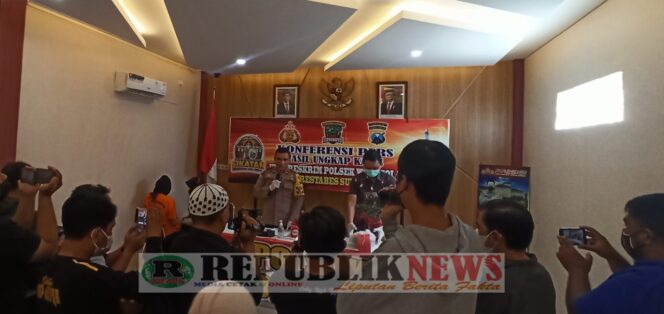 
					Pelaku Pembuangan Bayi Disungai Jalan Jemur Ngawinan Wonocolo Surabaya  Terungkap