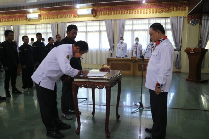 
					Wakil Bupati Lampung Barat  Kukuhkan BPC PHRI Dan FK-Pokdarwis