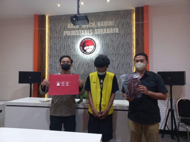
					Kurir Sabu Berhasil Diringkus Satreskoba Polrestabes Surabaya