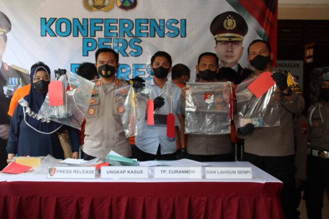 
					Polres Bangkalan Amankan Sindikat Curanmor Bersenjata Api 