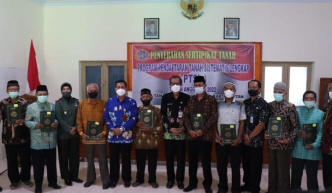 
					Jadwal Terakhir Tahun 2022 Untuk Desa Tamanan Sukomoro, Dalam Penyerahan PTSL