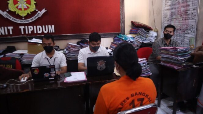 
					Wanita Berinisil MS Asal Tanjung Bumi Di Tangkap Polisi Lantaran Sakit Hati Hingga Curi Uang Majikan