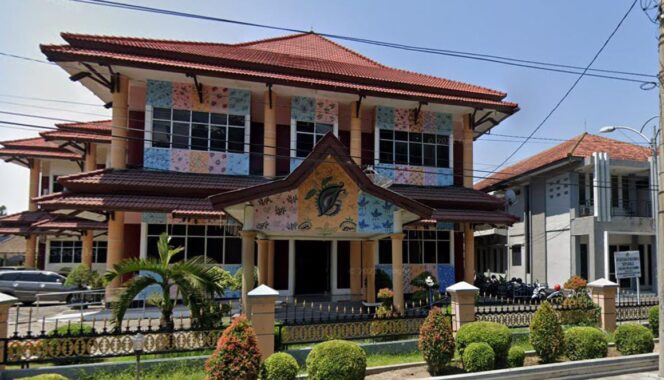 
					Berawal Dari Pinjam Uang, Wakil Ketua Komisi III Laporkan Kader Gerindra Atas Dugaan Pelanggaran ITE