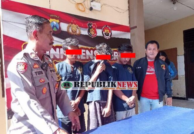 
					Atraksi Loncat Kesungai 3 Pencuri Kendaraan Bermotor Ahirnya Diringkus Polisi.