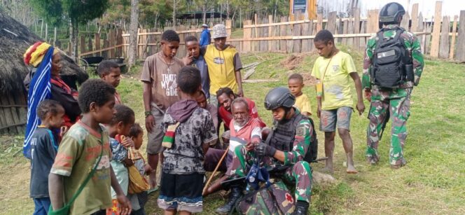 
					Tim Satgas Yonmek 203/Arya Kemuning Terjun ke Masyarakat