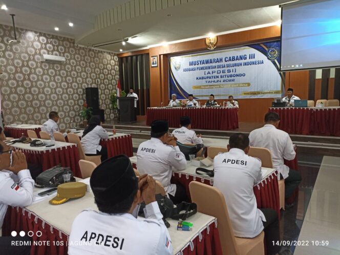 
					Juharto Kembali Terpilih Menjadi Ketua APDESI Situbondo