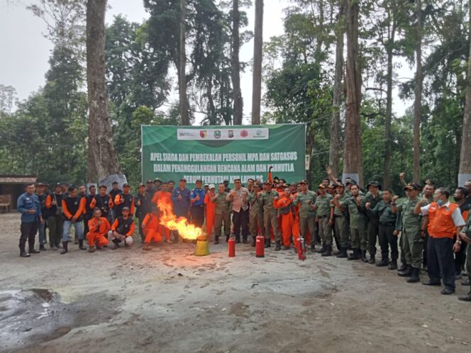
					Apel Siaga Dalkarhutla Menjelang Musim Kemarau Dihelat Perhutani KPH Lawu Ds