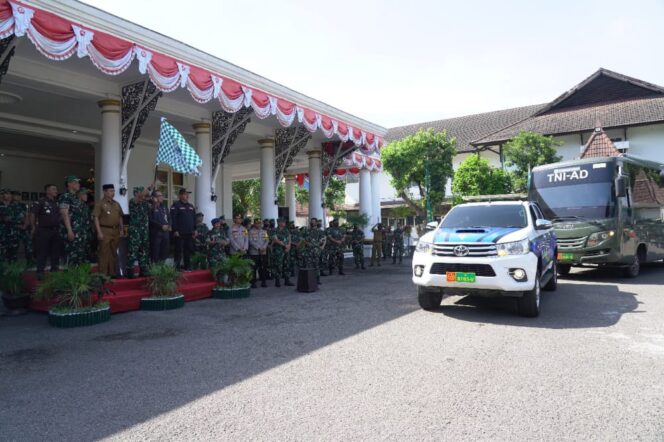 
					Pangdam V/Brawijaya Pimpin Acara Pemberangkatan Kontingen Piala Kasad Liga Santri PSSI Tahun 2022