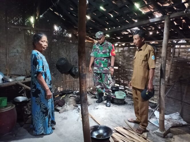 
					Koramil Mantup Kerahkan Babinsa Masuk Dapur