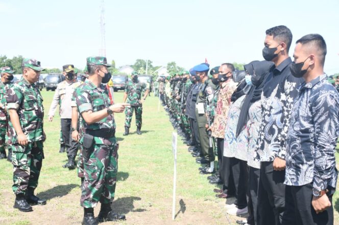
					Danrem 082/CPYJ Siagakan Pasukan Menjelang Kunjungan Presiden RI no