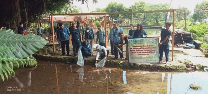 
					Disnakan Magetan Bersama Dinas Kelautan Dan Perikanan Jatim “Tebar Benih Ikan Di 7 Lokasi”