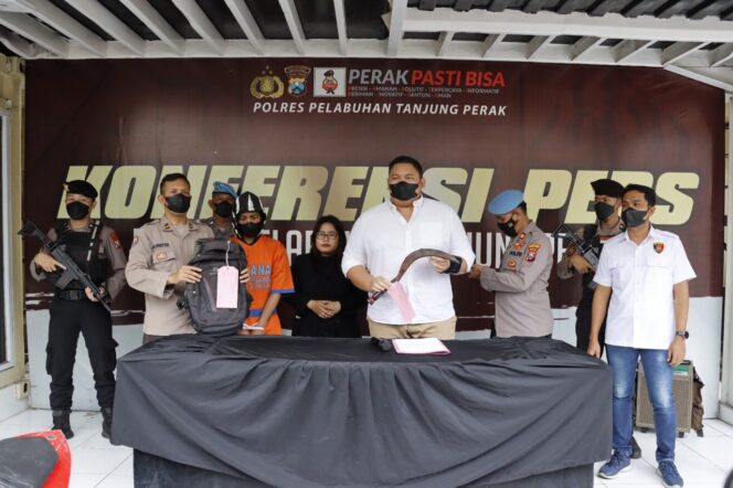 
					Pembacokan Ditenggumung wetan Gg. Manggis Surabaya Terungkap