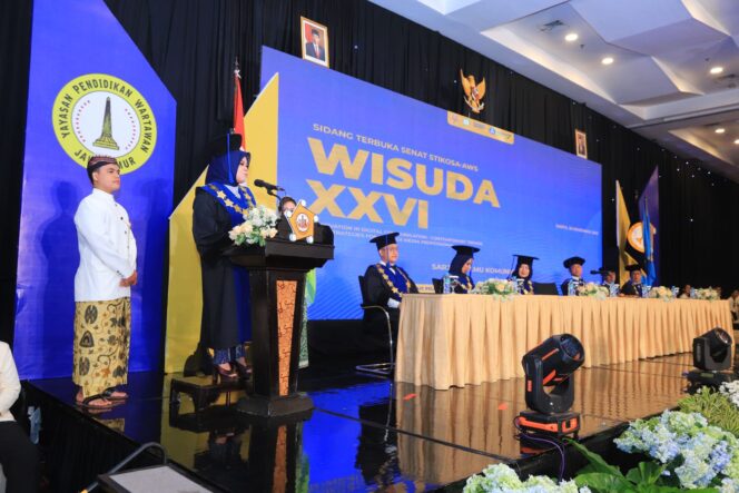 
					Sekolah Tinggi Ilmu Komunikasi-Almamater Wartawan Surabaya Gelar Wisuda Sarjana ke-XXVI