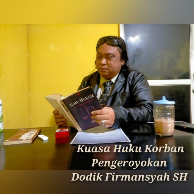 
					Oknum Kades Rambipuji Intimidasi Keluarga Korban Pengeroyokan, Kuasa Hukum Itu Sama Saja Dengan Preman