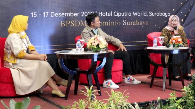 
					Stikosa-AWS Raih Penghargaan Sebagai Mitra Kerja Terbaik DTS 2022 BPSDMP Komifo Surabaya