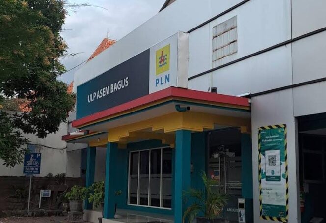 
					Dinilai Pelayanan PLN Kurang  Memuaskan , Warga Lamongan Wadul Ke Awak Media