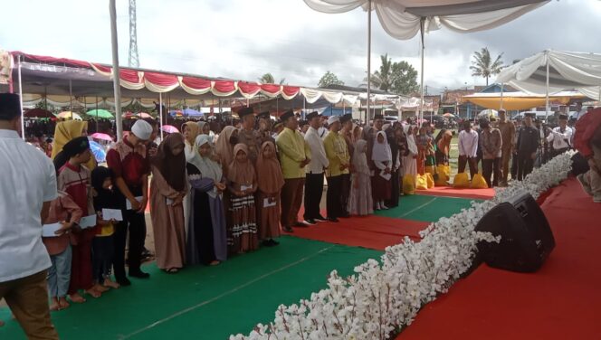 
					Antusias Masarakat Padati Lapangan Sanayuda Pajar bulan