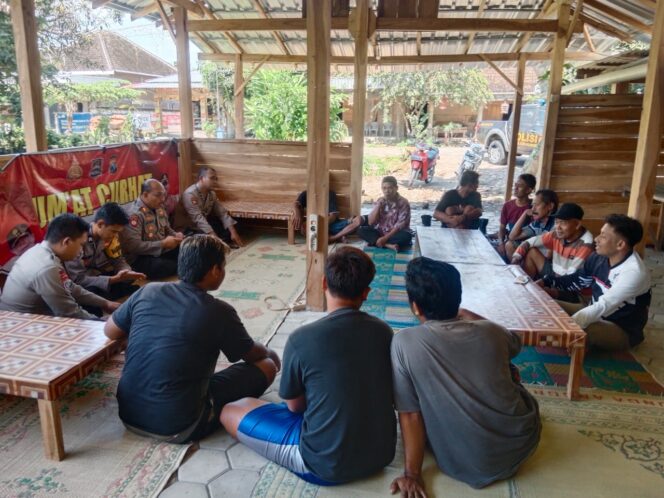 
					“Jum’at Curhat’ Polsek Karanganyar Jaring Aspirasi Kawula Muda