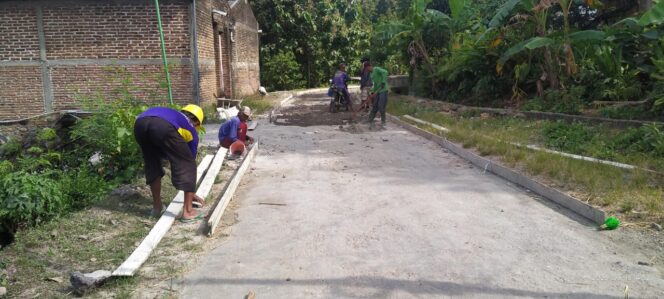 
					Realisasikan Dana Desa, Pemdes Bungkuk Tingkatkan Pembangunan infrastruktur