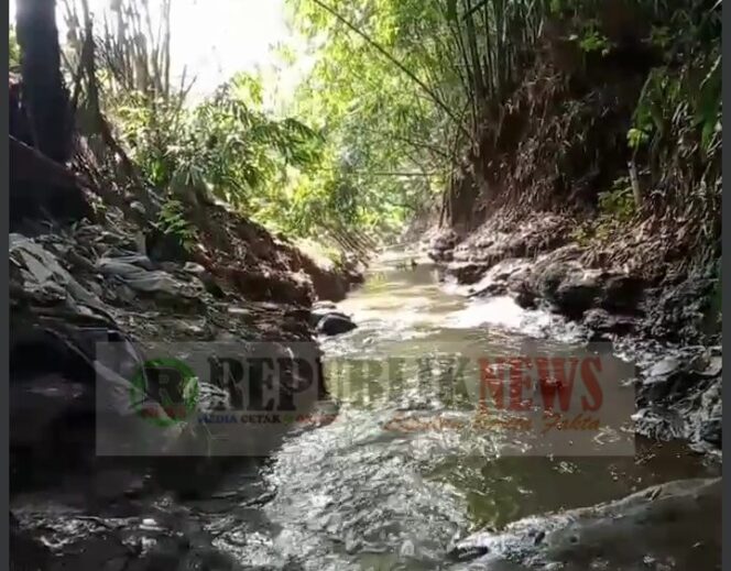 
					Maraknya Dumping Limbah Industri Wilayah Malang Berpotensi Merusak Ekosistem & Cemari Lingkungan