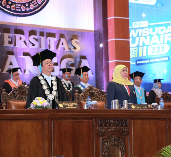 
					Sambut Generasi HEBAT, Gubernur Khofifah Optimis Lulusan Universitas Airlangga Siap dan Kuat Hadapi Tantangan Global