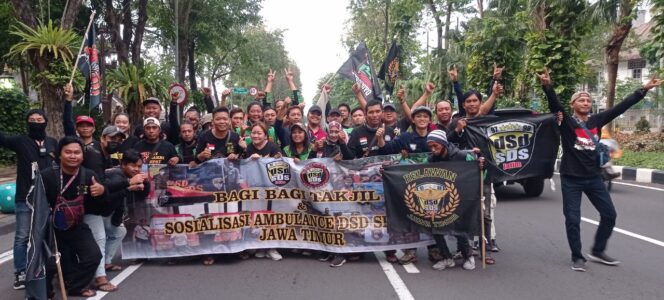 
					Relawan DSD-SDS Bagikan 500 Takjil Dan Sosialisasikan Ambulance Gratis