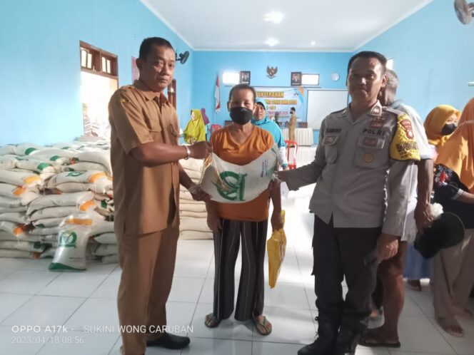 
					Pemdes Sukorejo  Salurkan Bantuan Program Bantuan Pangan 516 KPM 