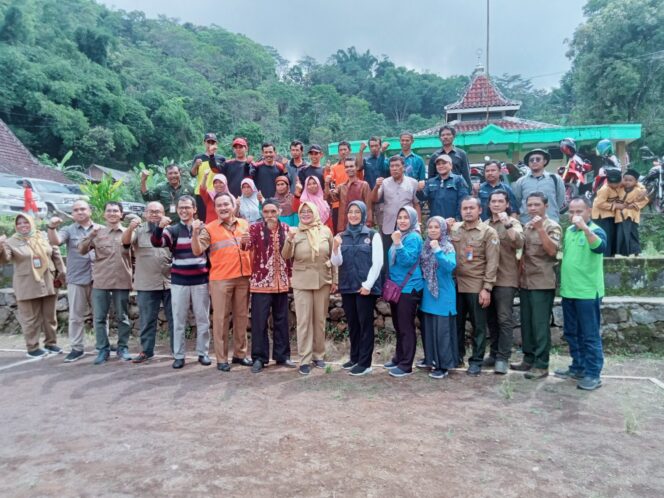 
					Perhutani Lawu Ds Dukung LMDH Menjadi Nominator Kalpataru Tingkat Nasional
