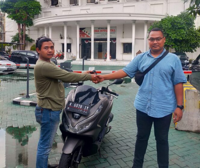 
					Polrestabes Surabaya Amankan Dua Pelaku Jual Beli Motor Bodong