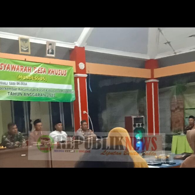 
					Mediasi Di Hadiri Muspika Pacet, Masyarakat Desa Sumberkembar Menolak Makam MR. X