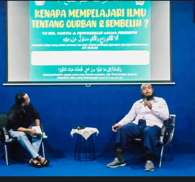 
					Pelatihan Juleha di Kampus Stikosa-AWS, Agar Daging Kurban Halal Dikonsumsi