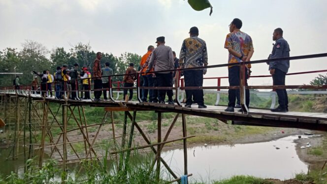 
					Tahapan Demi Tahapan Pengajuan Pembangunan Proyek Jembatan Talun Brak Telah Tuntas!