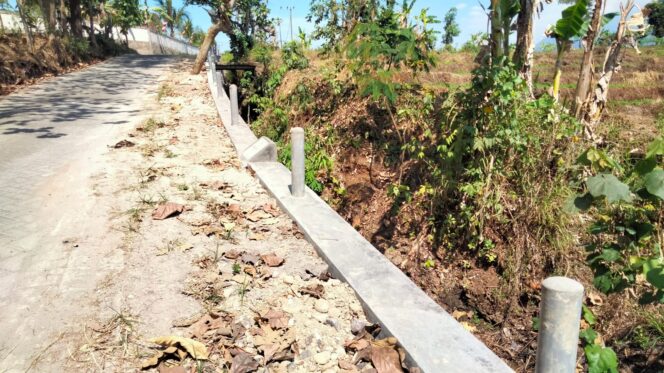
					Pemdes Mendiro Alokasikan DD/2023 Untuk Pembangunan Proyek TPT Jalan Lingkungan