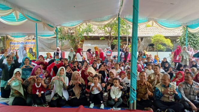 
					Program Sehati Turunkan Stunting AKB Dan AKI Di Desa Mojosulur