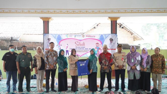 
					Turunkan Stunting AKB & AKI, Dinkes Kabupaten Mojokerto Sasar Ibu Balita Desa Candiharjo