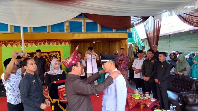 
					PJ. Bupati Lampung Barat Melantik Pratin Pekon Kenali