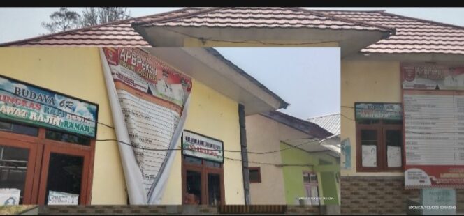 
					Kantor Desa Bumi Agung Kec. Belalau Ibarat Rumah Hantu Tempat Uji Nyali