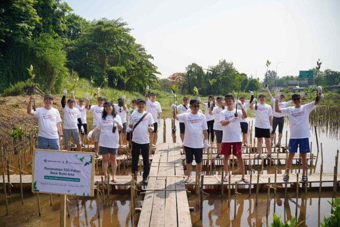 
					Komitmen Keberlanjutan Bank Bumi Arta Tanam 500 Mangrove di Pantai Indah Kapuk