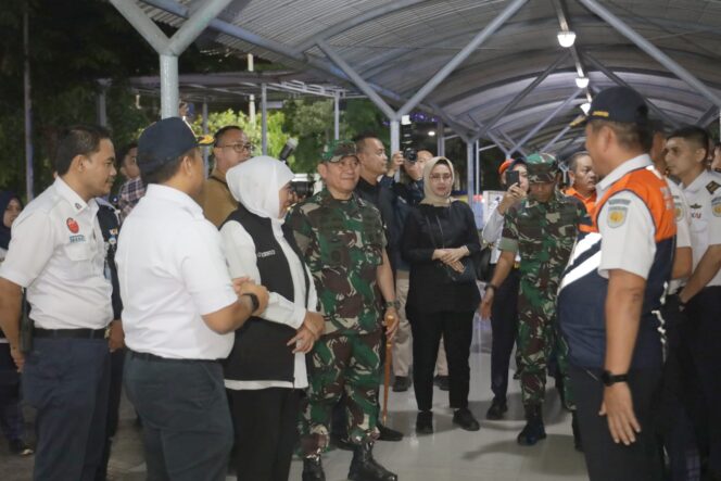 
					Forkopimda Jatim Pastikan Nataru Berjalan Aman dan Kondusif